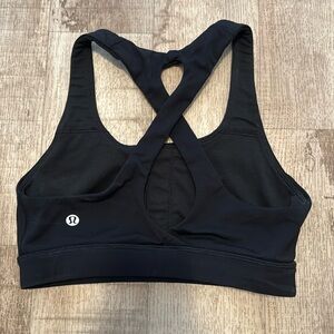 Lululemon black sport bra size 4